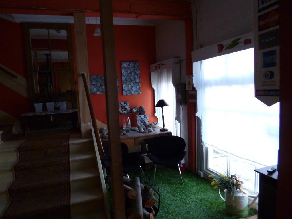 Mi Residencial Affittacamere Punta Arenas Esterno foto